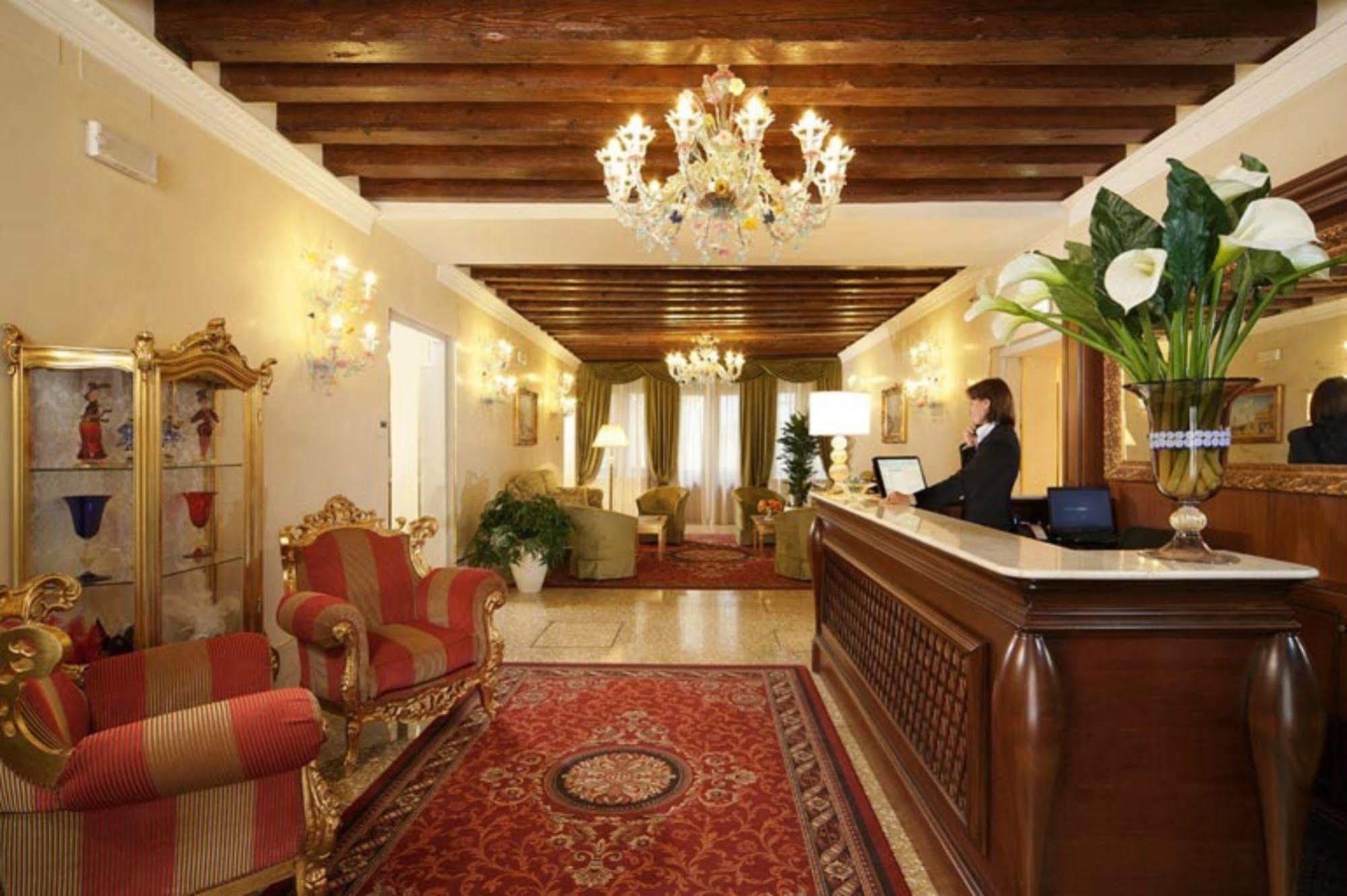Al Duca Di 3* Venecia